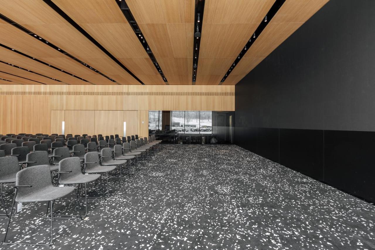 Emily Resort Lviv Bagian luar foto Interior of the conference centre